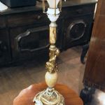 126 2435 Bordslampa